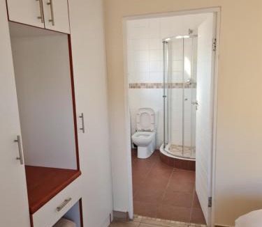 Port Edward Apartment | Hardman Beach House