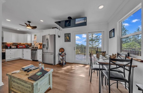 Los Gatos Other | Harlan House, Luxury Homestead