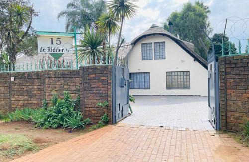 Kempton Park House | Harmony Spaces
