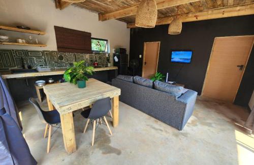 Hartbeespoort Apartment | Hartbeest Bush Lodge 6