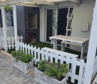 Hartenbos Apartment | Hartenbos Breakaway - LightHouse Cottage