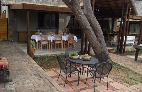 Hoedspruit Cabin | Hatbrooke Lodge