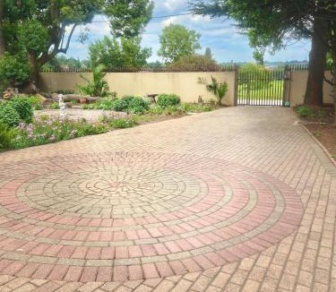 Greater Johannesburg Metropolitan Area House | HavenNest Guest House