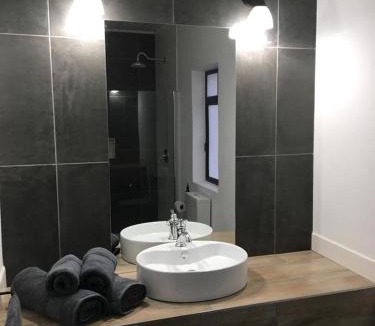 Robertson Apartment | Hayburg House