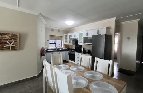 Port Shepstone Apartment | Hello Holiday at D17 Banana Beach Club