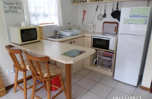 Voelklip Apartment | Hermanus At Rikis Self Catering
