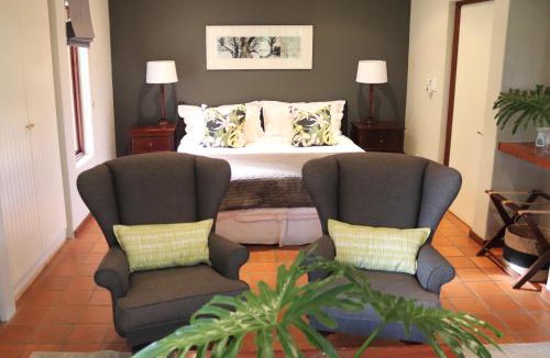 White River House | Heuglins Lodge