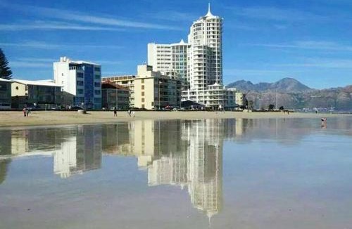 Strand Apartment | Hibernian Towers 807, Beach Road, Strand