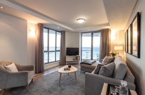 Strand Apartment | Hibernian Towers 807, Beach Road, Strand