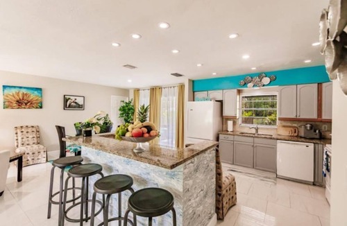Rural Estates House | Hibiscus 145
