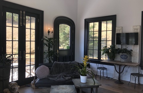 Los Gatos Cottage | High end comfort minutes from downtown Los Gatos
