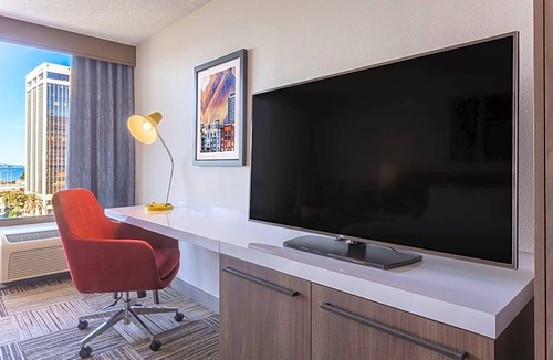 Emeryville Hotel | Hilton Garden Inn San Francisco/Oakland Bay Bridge