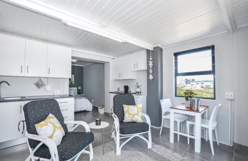 Yzerfontein Apartment | Hip-Nautic