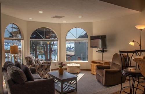 Historic Bayfront House | Historic Bay Front! Views of the Marina! Fully Stocked Kitchen! Walk to Everything!