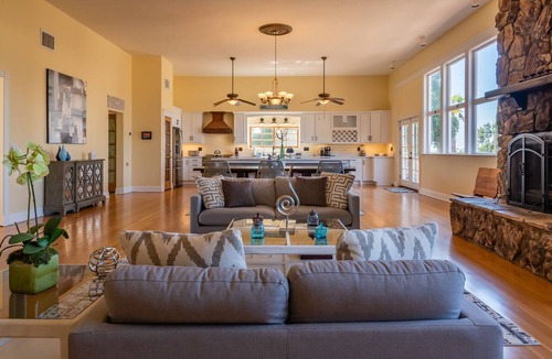 Paso Robles House | Historic Hacienda + Spa + Pizza Oven | Paso Robles | Union Road Schoolhouse
