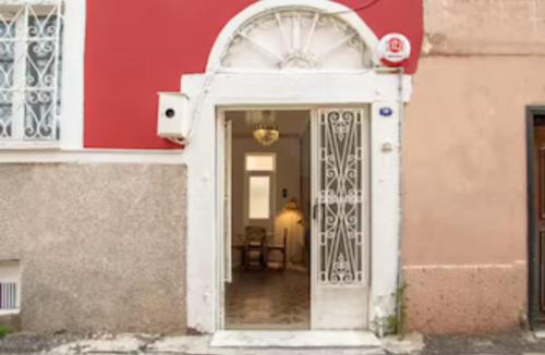 Konak Villa | Historical Detached House in the Center