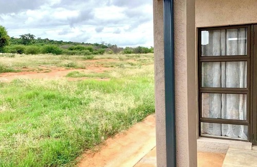 Makhuduthamaga Cabin | Hlako Lodge
