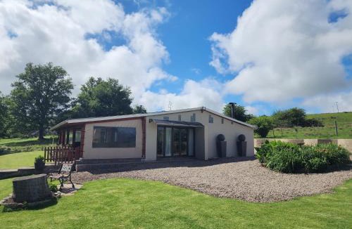 Nkonkobe Apartment | Hogsback Misty Oaks Cottage