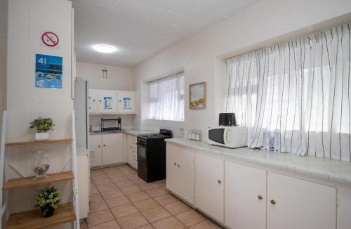 Kingsborough Apartment | Holiday Accommodation Amanzimtoti