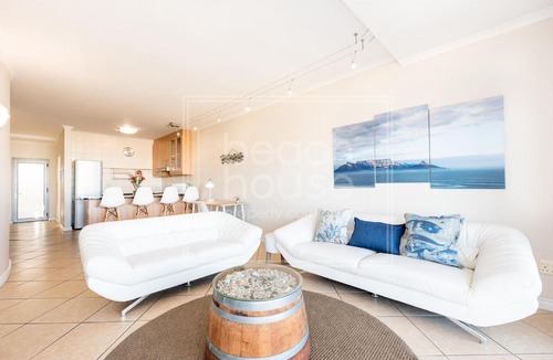 Bloubergstrand Apartment | Holiday Beachfront Apartment, B11 Seaside Village, Big Bay- 3 bedroom
