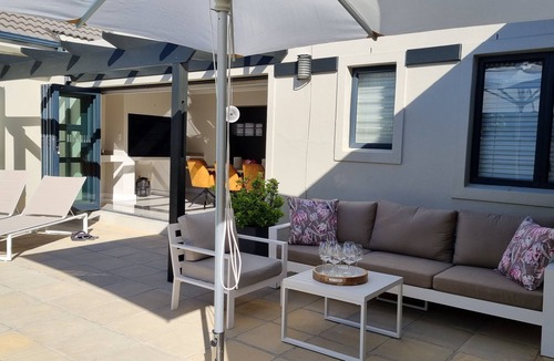 Strand House | Holiday home with pool in secure estate