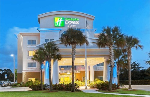 Fort Pierce Hotel | Holiday Inn Express Hotel & Suites Fort Pierce West, an IHG Hotel