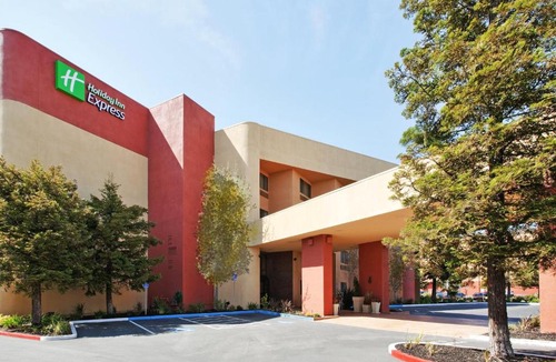 Union City Hotel | Holiday Inn Express Union City San Jose by IHG