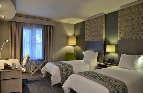 Boksburg Hotel | Holiday Inn Johannesburg OR Tambo Airport Hotel by IHG