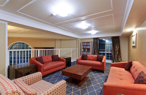 Shoreview Hotel | Holiday Inn & Suites San Mateo - SFO by IHG