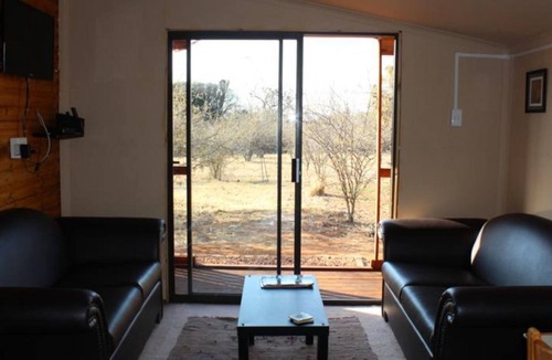Hartbeespoort Ski Chalet | Holiday Rental Hartbeespoort