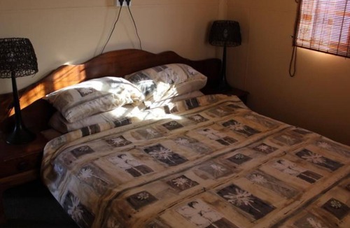 Hartbeespoort Ski Chalet | Holiday Rental Hartbeespoort