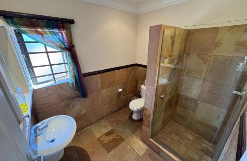 Humewood Villa | Holmely House
