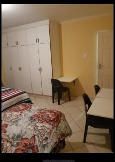 Pinetown Apartment | holzner 52
