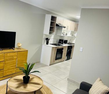 Kempton Park Apartment | Homely Stay