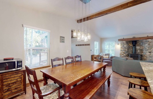 Tahoe Pines Cabin | Homewood Cabin Among the Pines