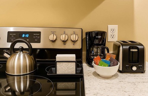 South San Francisco Apartment | Homey 1BR APT in SSFO with Washer Dryer WiFi