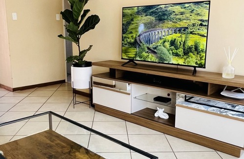 Centurion Apartment | Homey apartment in Centurion.