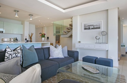 Bloubergstrand Apartment | Horizon Bay 1602 LUX Penthouse with amazing views by HMH