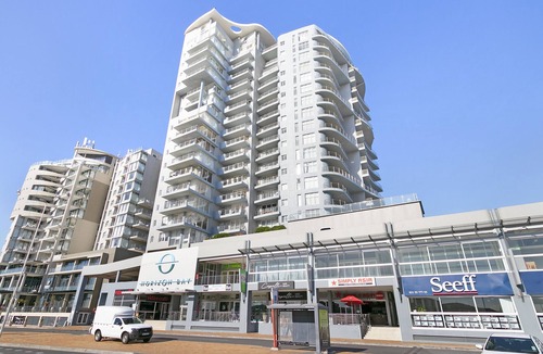 Bloubergstrand Apartment | Horizon Bay 1603 Beachfront Beauty by HMH