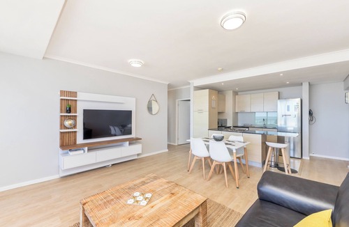 Cape Town Apartment | Horizon Bay 303 by HMH