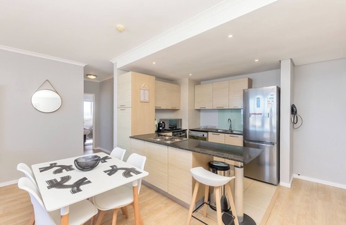 Cape Town Apartment | Horizon Bay 303 by HMH
