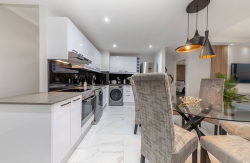 Bloubergstrand Apartment | Horizon Bay 502, Blouberg by HMH