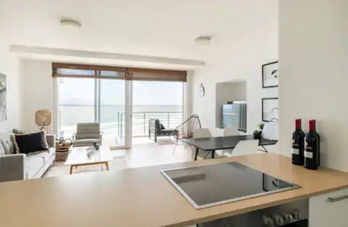 Bloubergstrand Apartment | Horizon Bay 603 with Inverter by HMH