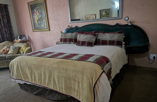 Magaliesberg Bed & Breakfast | Hornbill Lodge