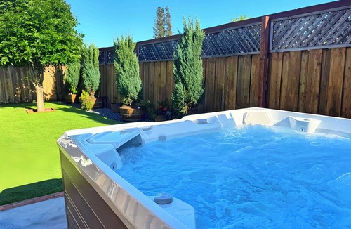 Santa Rosa House | Hot Tub Oasis Near Sonoma Wineries Fire Pit BBQ