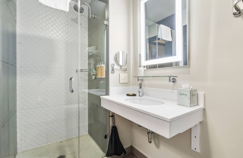 Little Saigon Hotel | Hotel EPIK
