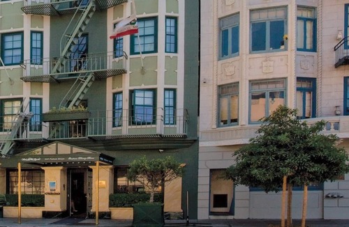 Fillmore District Condo | Hotel Room Performing Arts Venues Theater Lover!