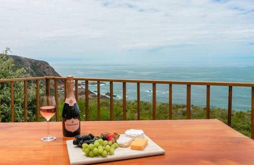 Knysna House | House ∙ 2 bedrooms ∙ 4 guests
