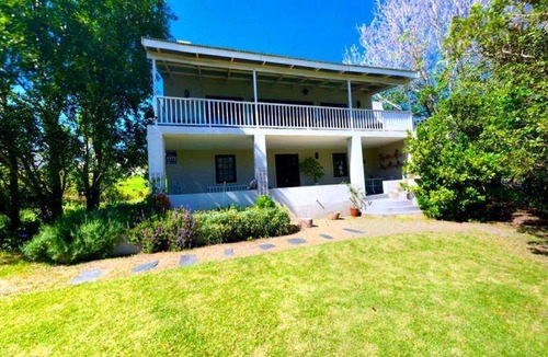 Stanford House | House ∙ 3 bedrooms ∙ 6 guests