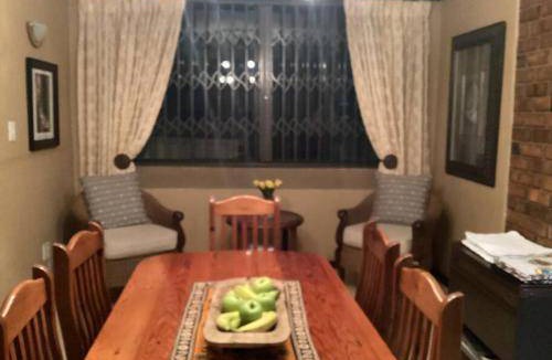 Glenvista House | House ∙ 3 bedrooms ∙ 6 guests